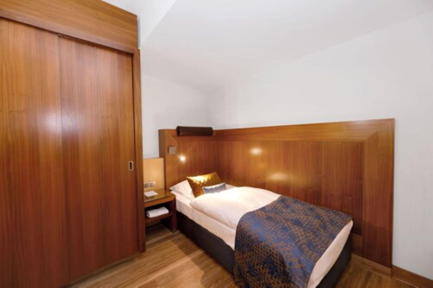 เฟฟเวอริต พาร์คโฮเทล Hotel ไมนซ์ ภายนอก รูปภาพ