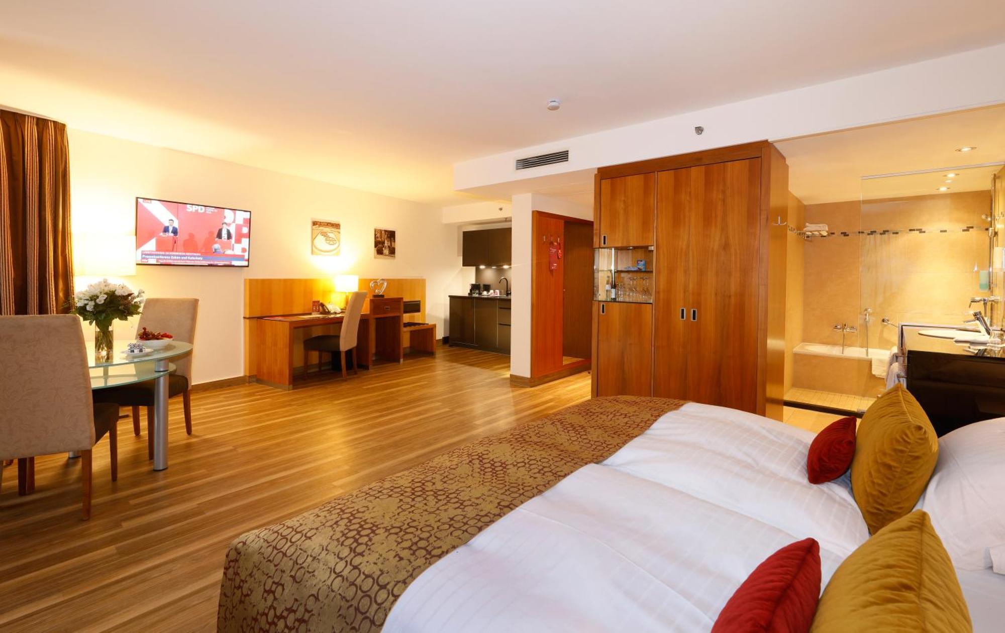 เฟฟเวอริต พาร์คโฮเทล Hotel ไมนซ์ ภายนอก รูปภาพ