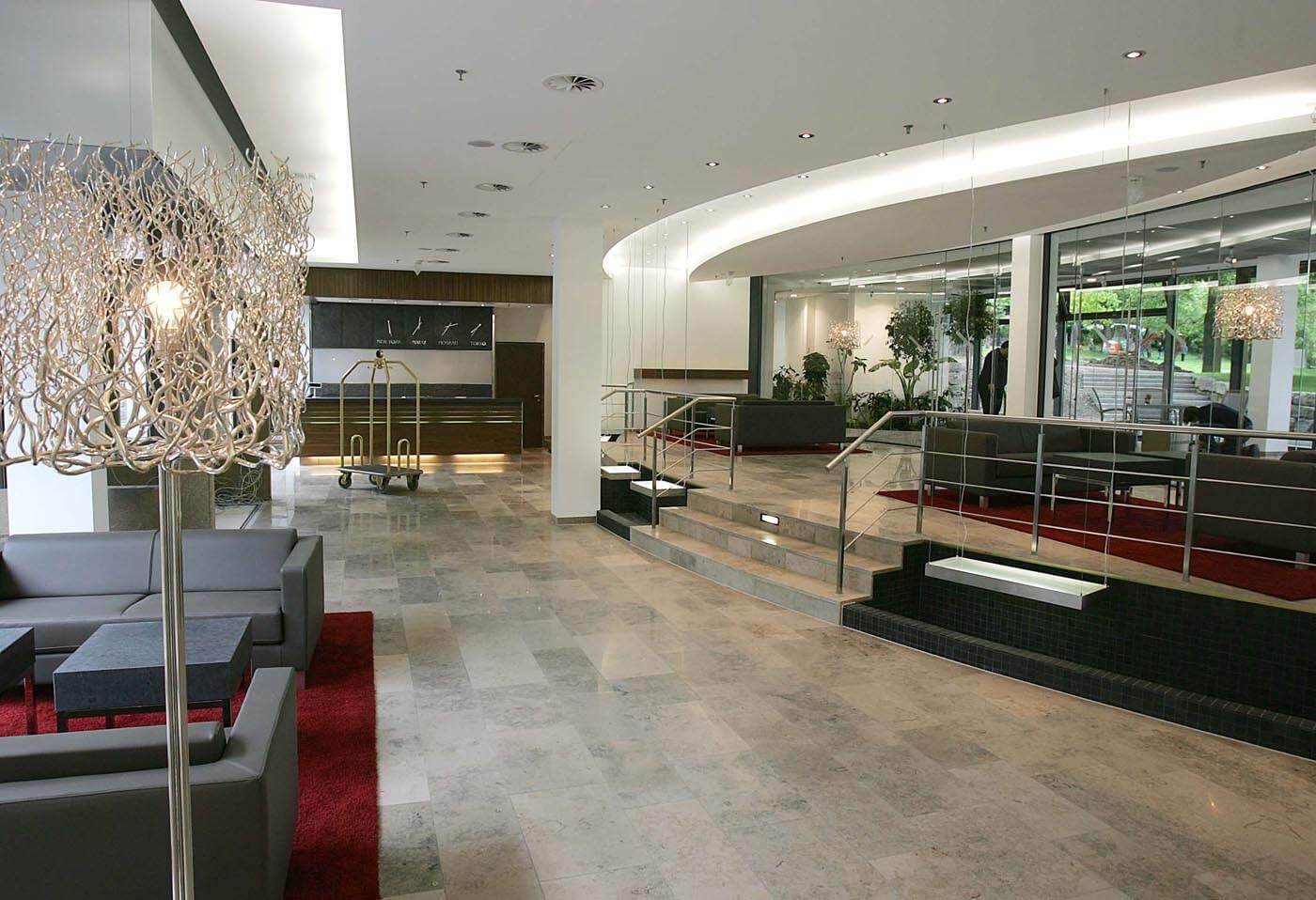 เฟฟเวอริต พาร์คโฮเทล Hotel ไมนซ์ ภายนอก รูปภาพ